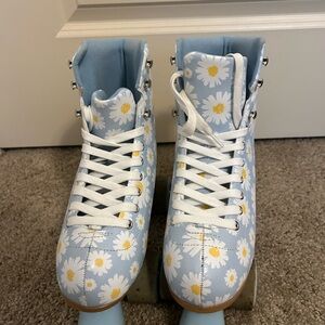 Altrd State Floral Roller Skates with Daisies